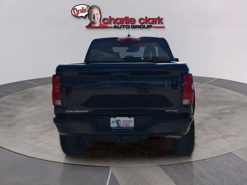Used 2026 Chevrolet Colorado ZR2 w/ Technology Package AWD/4WD image 5