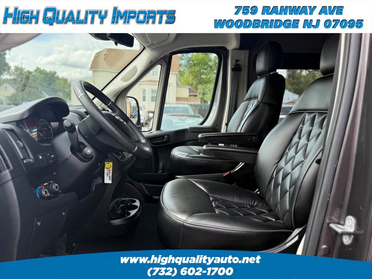 Used 2021 RAM ProMaster 2500 w/ Premium Appearance Group FWD image 14
