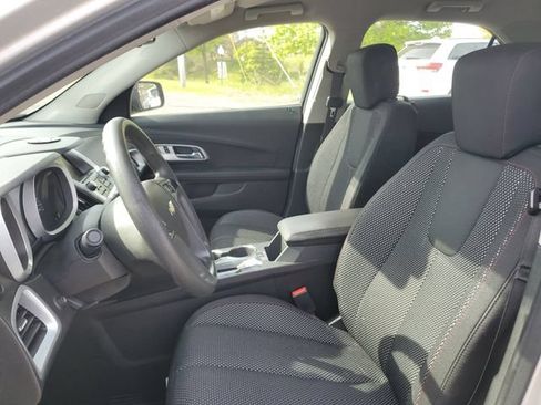 Used 2017 Chevrolet Equinox LS FWD image 14