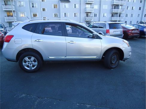 Used 2014 Nissan Rogue S w/ Convenience Package image 5