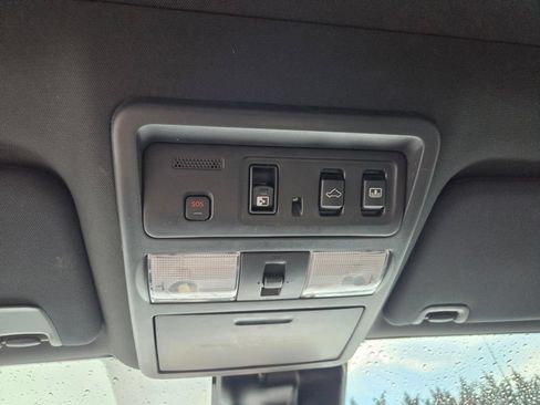 Used 2021 Nissan Titan PRO-4X w/ Pro-4x Convenience Package AWD/4WD image 21