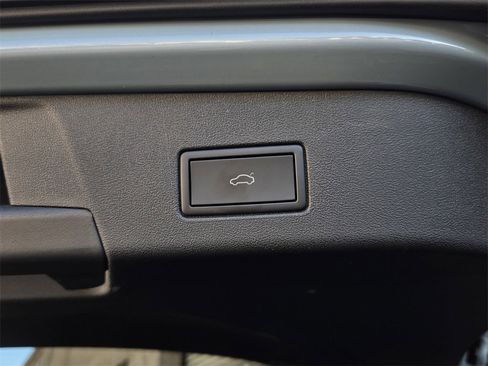 Certified 2024 Volkswagen ID.4 S image 23