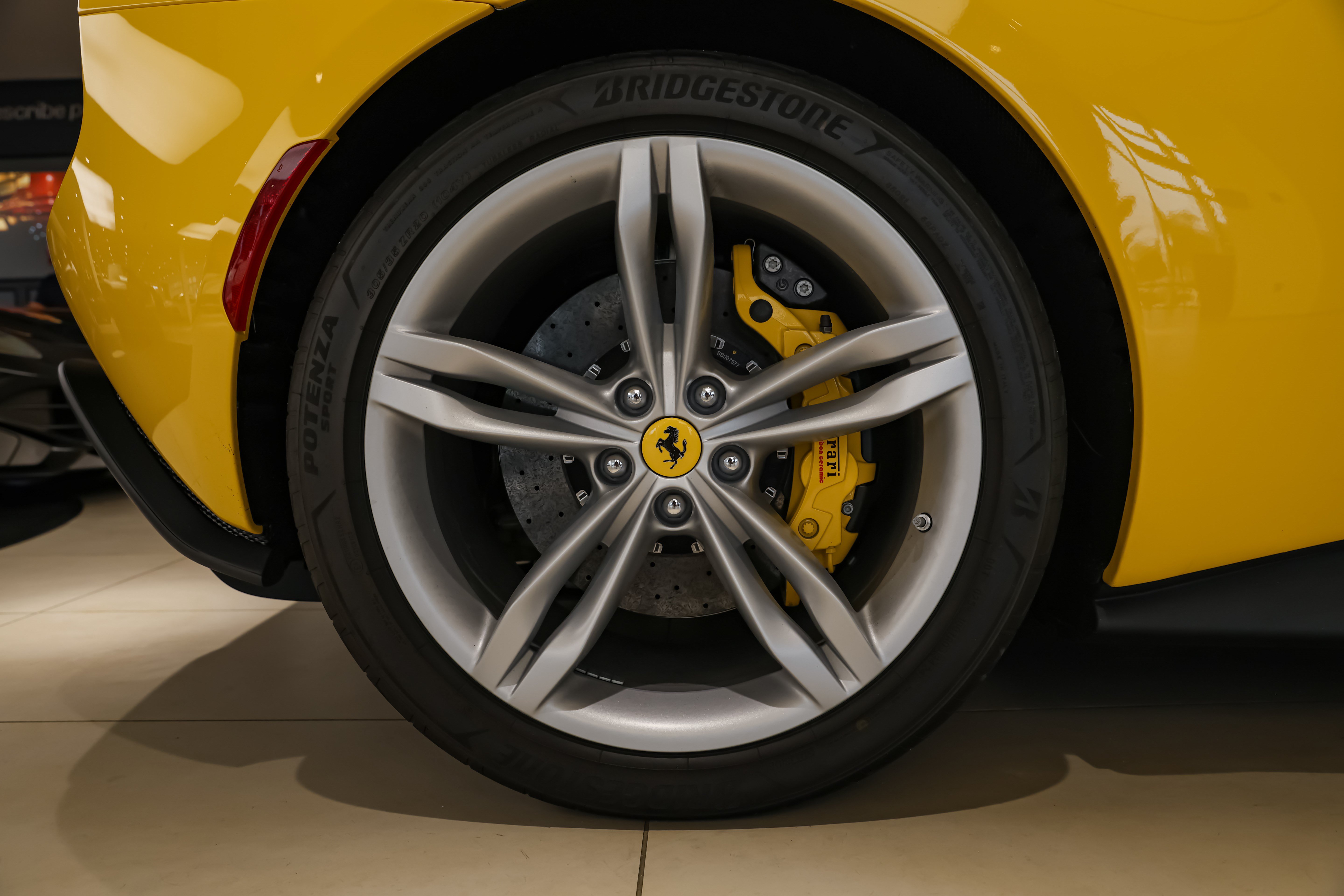 Used 2025 Ferrari 296 GTS RWD image 20