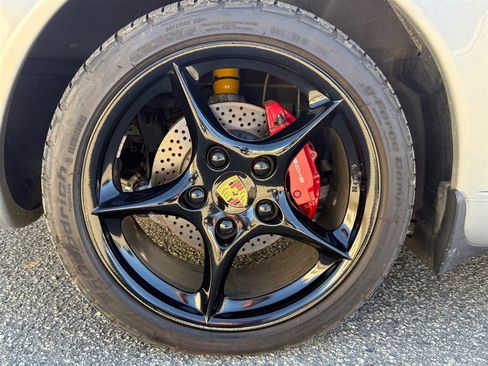 Used 2003 Porsche Boxster S image 31