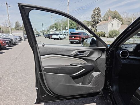 Certified 2026 Chevrolet Trax ACTIV FWD image 19