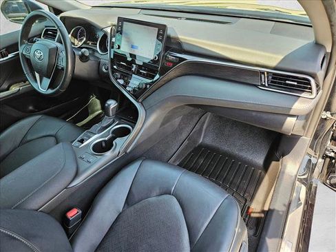 Used 2023 Toyota Camry XLE FWD image 20
