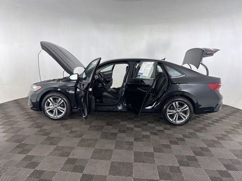 Used 2024 Volkswagen Jetta SE image 11