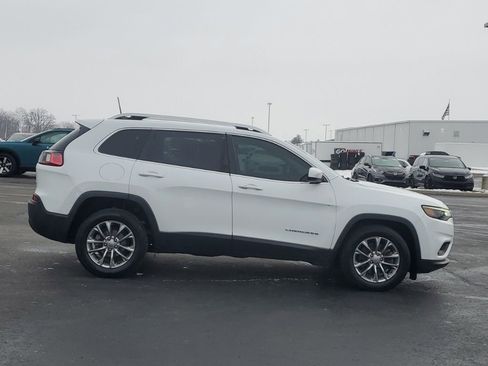 Used 2019 Jeep Cherokee Latitude Plus image 9