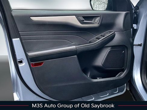 Used 2022 Ford Escape SE image 19