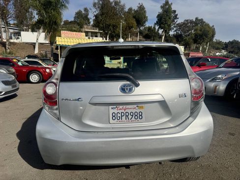 Used 2013 Toyota Prius C Four image 6