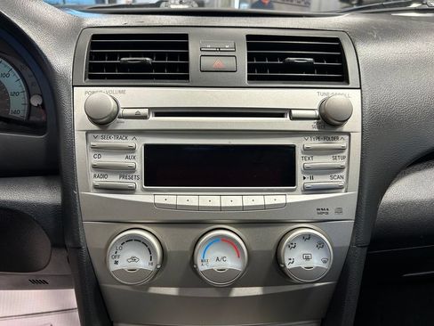 Used 2011 Toyota Camry SE w/ Fleet Convenience Pkg FWD image 15