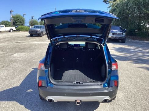 Used 2020 Ford Escape Titanium AWD/4WD image 11