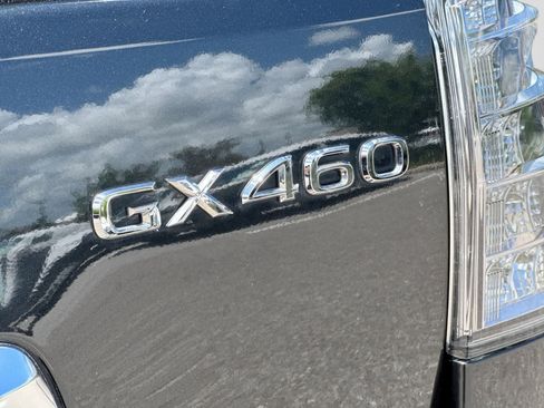 Used 2023 Lexus GX 460 Premium w/ Premium Package AWD/4WD image 19