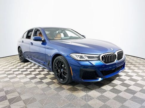 Used 2022 BMW 530e w/ Executive Package image 1