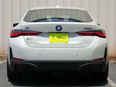 Used 2023 BMW i4 eDrive35 RWD image 10