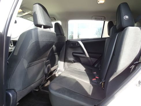 Used 2018 Toyota RAV4 LE w/ All Weather Liner Package image 16