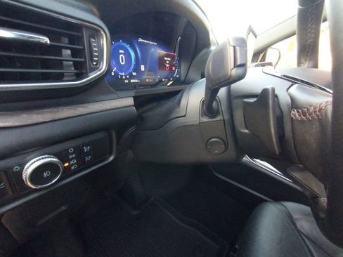 Used 2021 Ford Explorer Platinum w/ Equipment Group 601A image 35