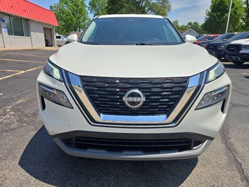 Used 2023 Nissan Rogue SV AWD/4WD image 3