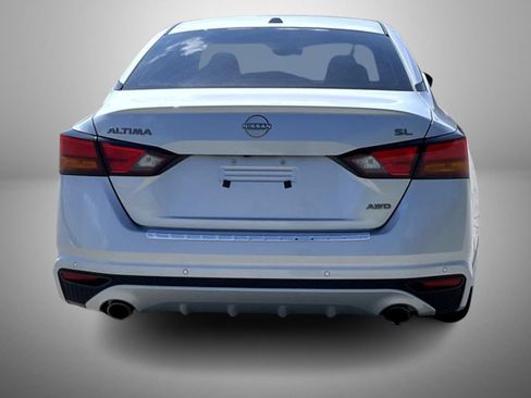 Used 2023 Nissan Altima 2.5 SL AWD/4WD image 6