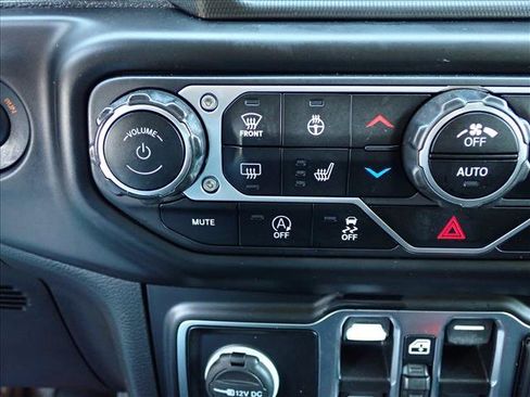 Used 2021 Jeep Wrangler Unlimited Sport AWD/4WD image 18