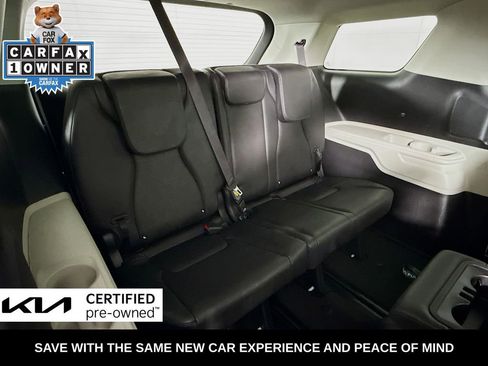 Certified 2024 Kia Carnival LX image 31