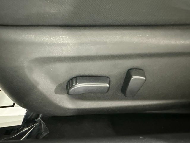 Used 2025 Nissan Altima 2.5 SV FWD image 18