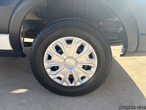 Used 2024 Ford Transit 350 XLT image 32