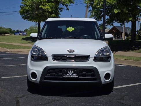 Used 2012 Kia Soul + w/ Audio Pkg FWD image 2