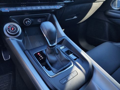 Used 2024 Alfa Romeo Tonale Veloce image 12