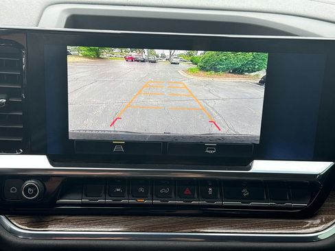 Certified 2024 Chevrolet Silverado 1500 RST AWD/4WD image 24