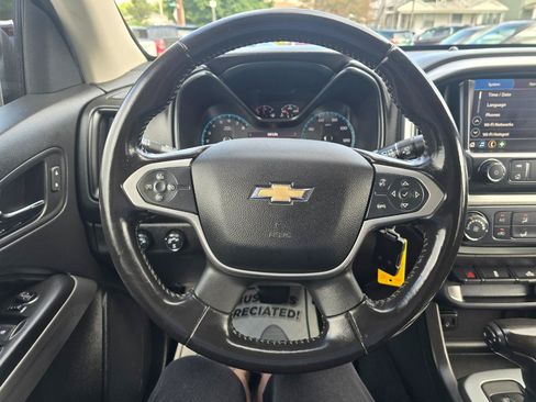 Used 2019 Chevrolet Colorado LT w/ LT Convenience Package AWD/4WD image 7