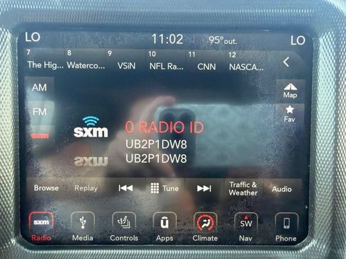 Used 2018 Jeep Wrangler Unlimited Rubicon AWD/4WD image 30