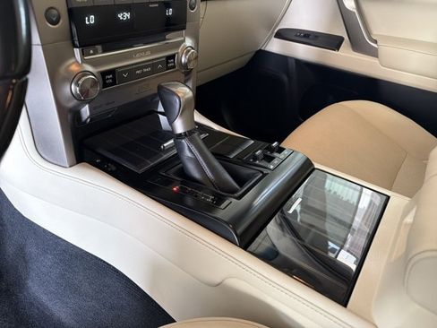 Certified 2021 Lexus GX 460 Premium w/ Premium Plus Package AWD/4WD image 21