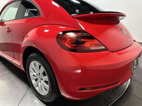 Used 2019 Volkswagen Beetle 2.0T S image 10
