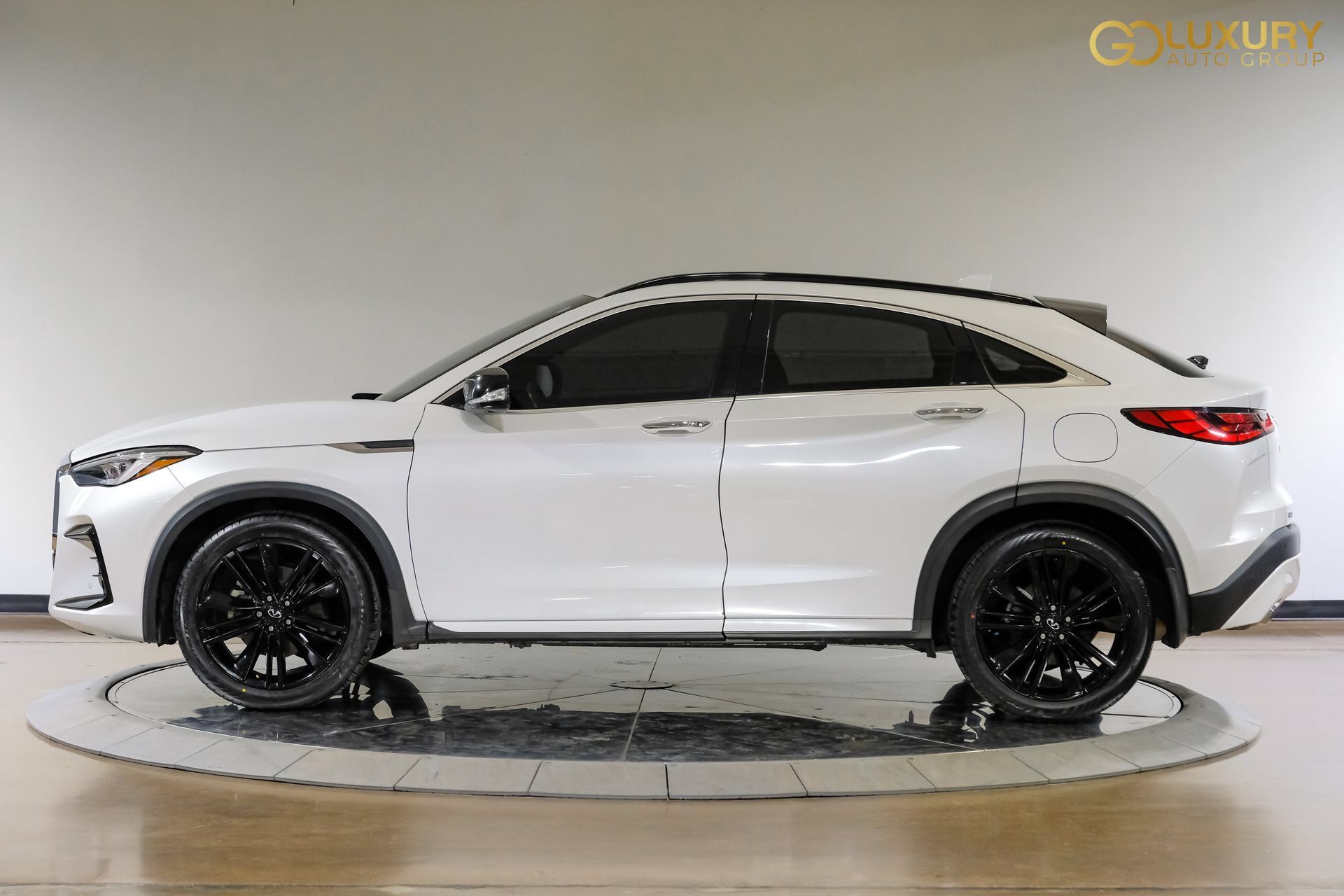 Used 2023 INFINITI QX55 Sensory w/ Lighting Package AWD/4WD image 13