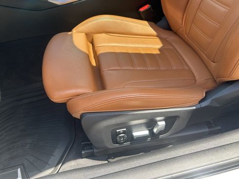 Used 2021 BMW 430i xDrive Coupe w/ Convenience Package image 10