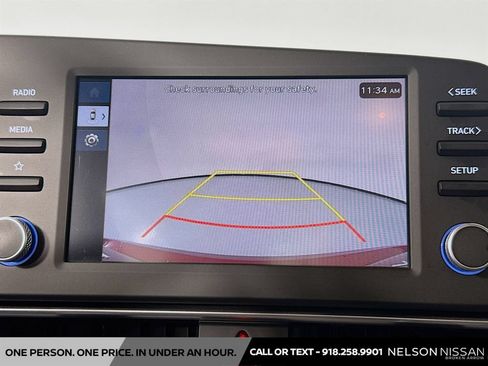 Used 2025 Hyundai Elantra Sport FWD image 13