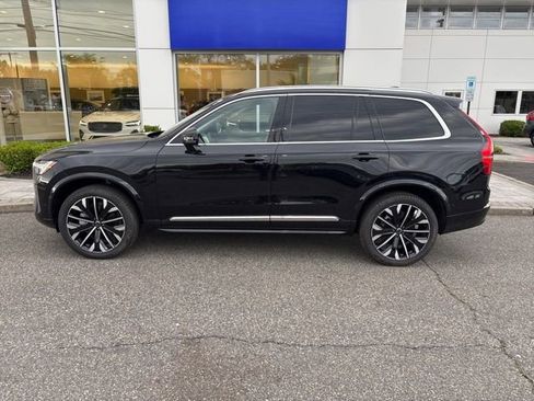 Used 2025 Volvo XC90 B6 Plus AWD/4WD image 2
