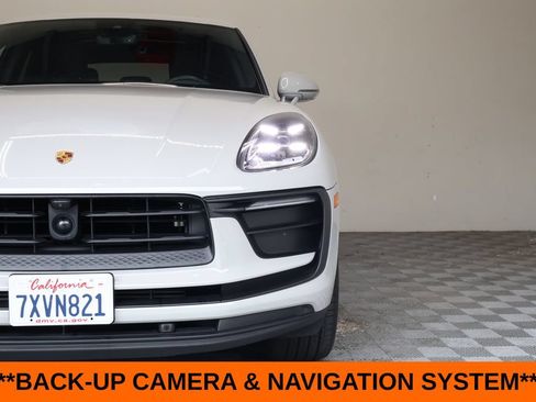 Used 2023 Porsche Macan AWD/4WD image 5