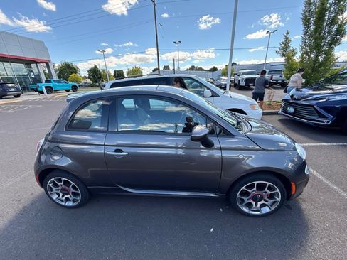 Used 2015 FIAT 500 Sport FWD image 4