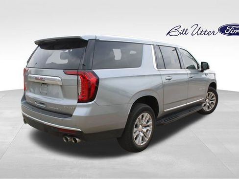 Used 2024 GMC Yukon XL Denali image 5