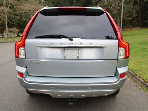 Used 2013 Volvo XC90 3.2 image 11