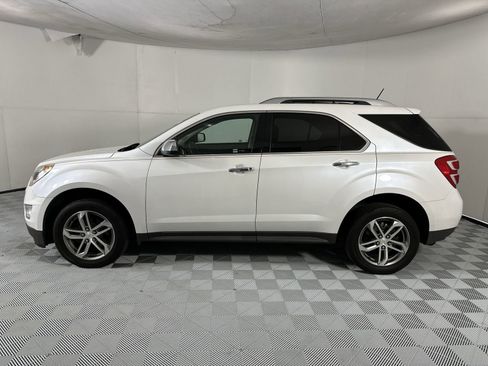Used 2017 Chevrolet Equinox Premier w/ Enhanced Convenience Package FWD image 5