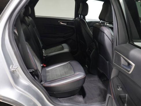 Used 2024 Ford Edge ST-Line AWD/4WD image 21