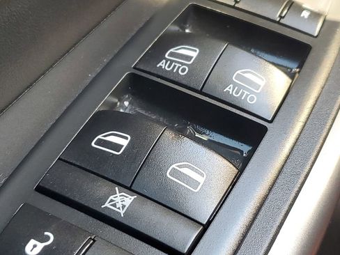 Used 2020 Jeep Cherokee Limited w/ Trailer Tow Group image 37