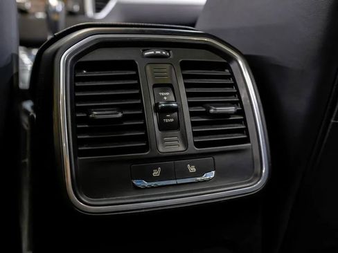 Used 2017 Porsche Macan S AWD/4WD image 46