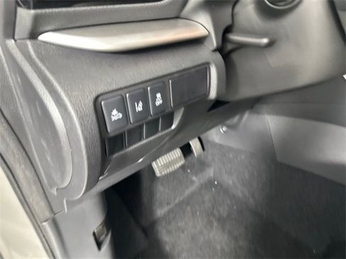 New 2025 Mitsubishi Eclipse Cross LE image 26