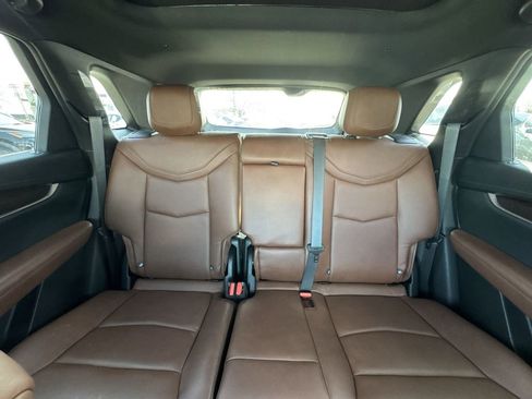 Used 2021 Cadillac XT5 Premium Luxury AWD/4WD image 23