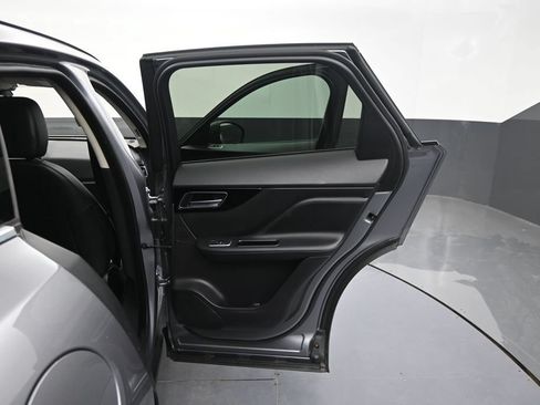 Used 2020 Jaguar F-PACE Premium AWD/4WD image 34