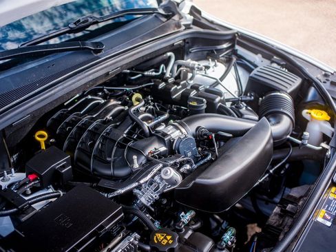 Used 2022 Dodge Durango GT image 41